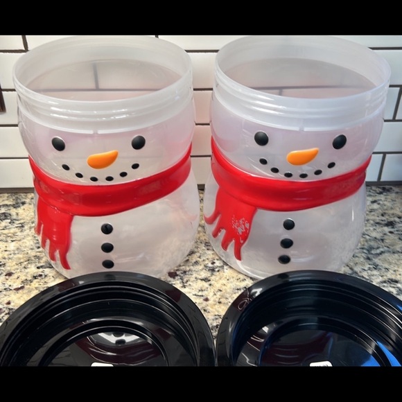 RARE Snowman Coin Bank (set of 2) - Bath & Body Works - Picture 2 of 12